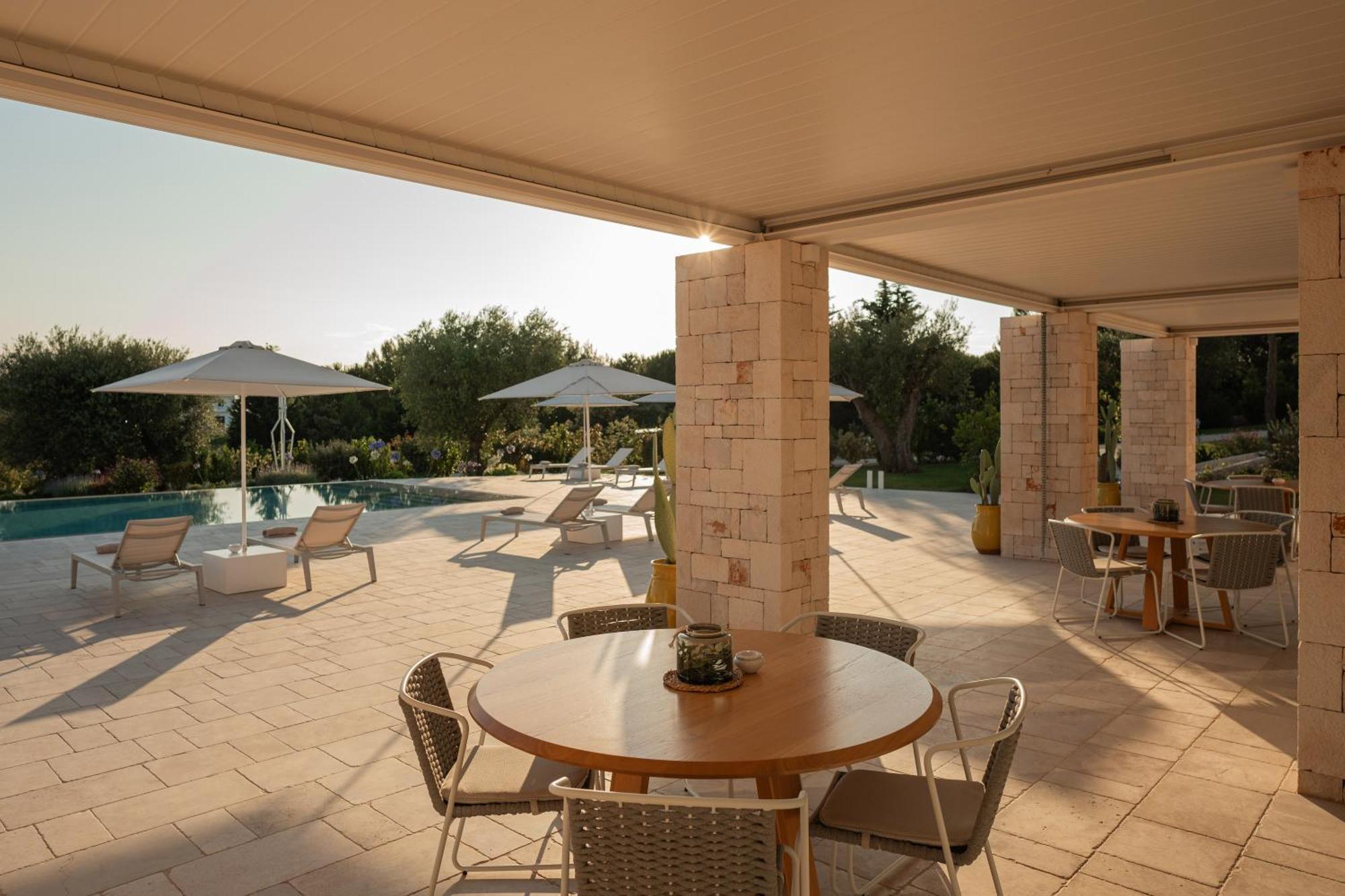Bed and Breakfast Essenza Relais Contemporaneo à Cisternino Extérieur photo