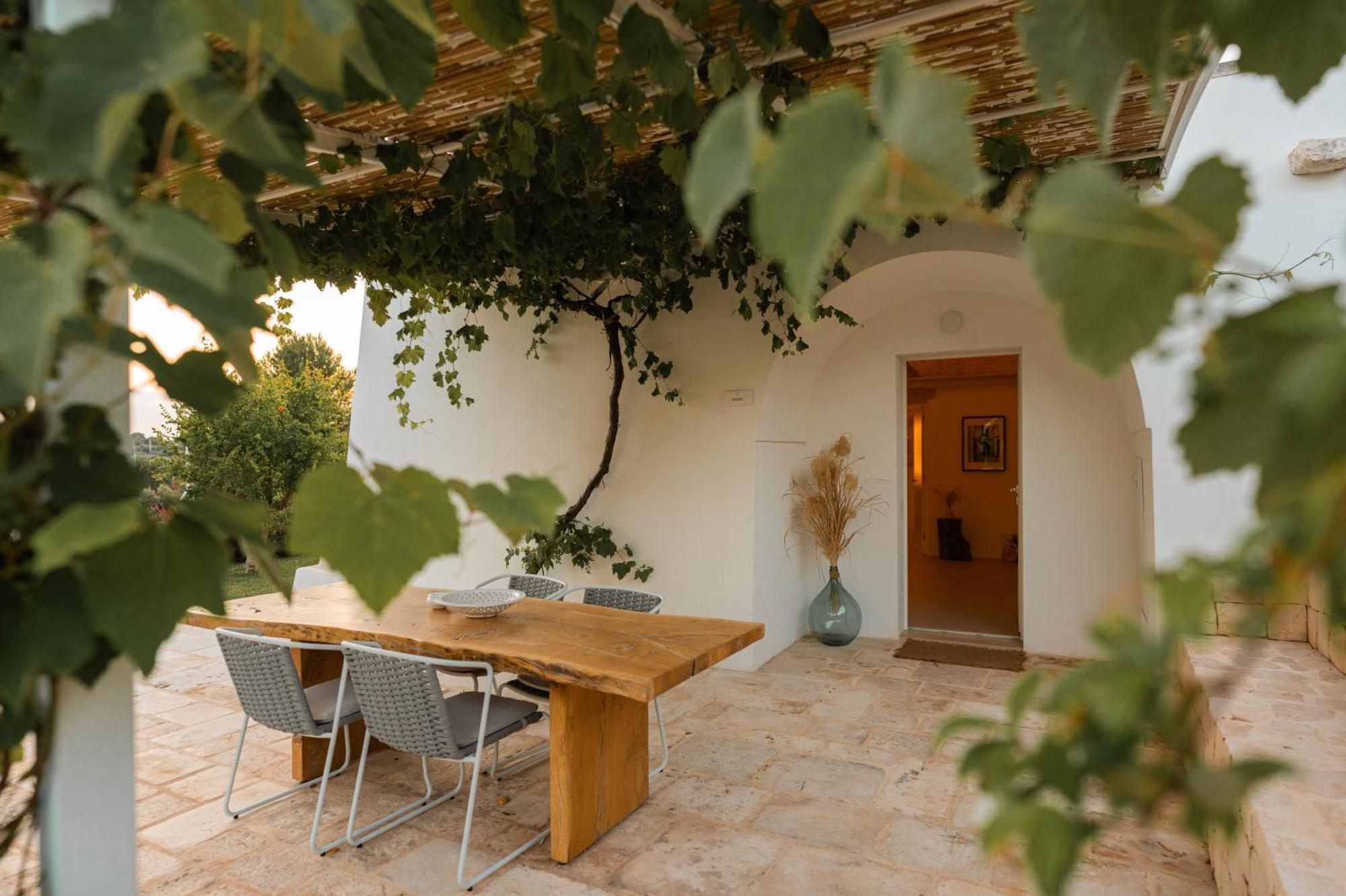 Bed and Breakfast Essenza Relais Contemporaneo à Cisternino Extérieur photo