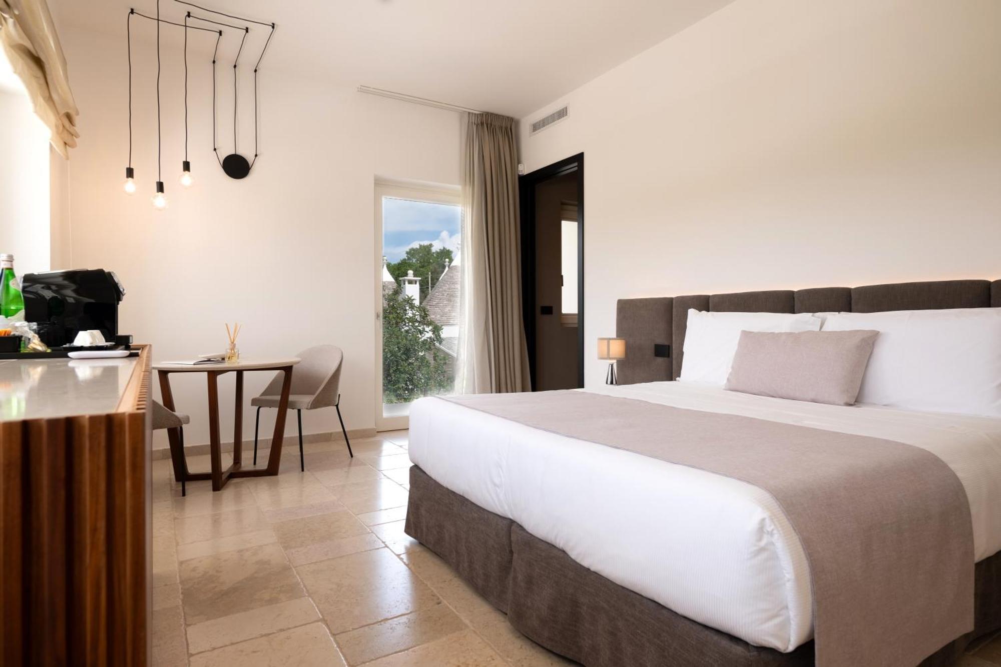 Bed and Breakfast Essenza Relais Contemporaneo à Cisternino Extérieur photo