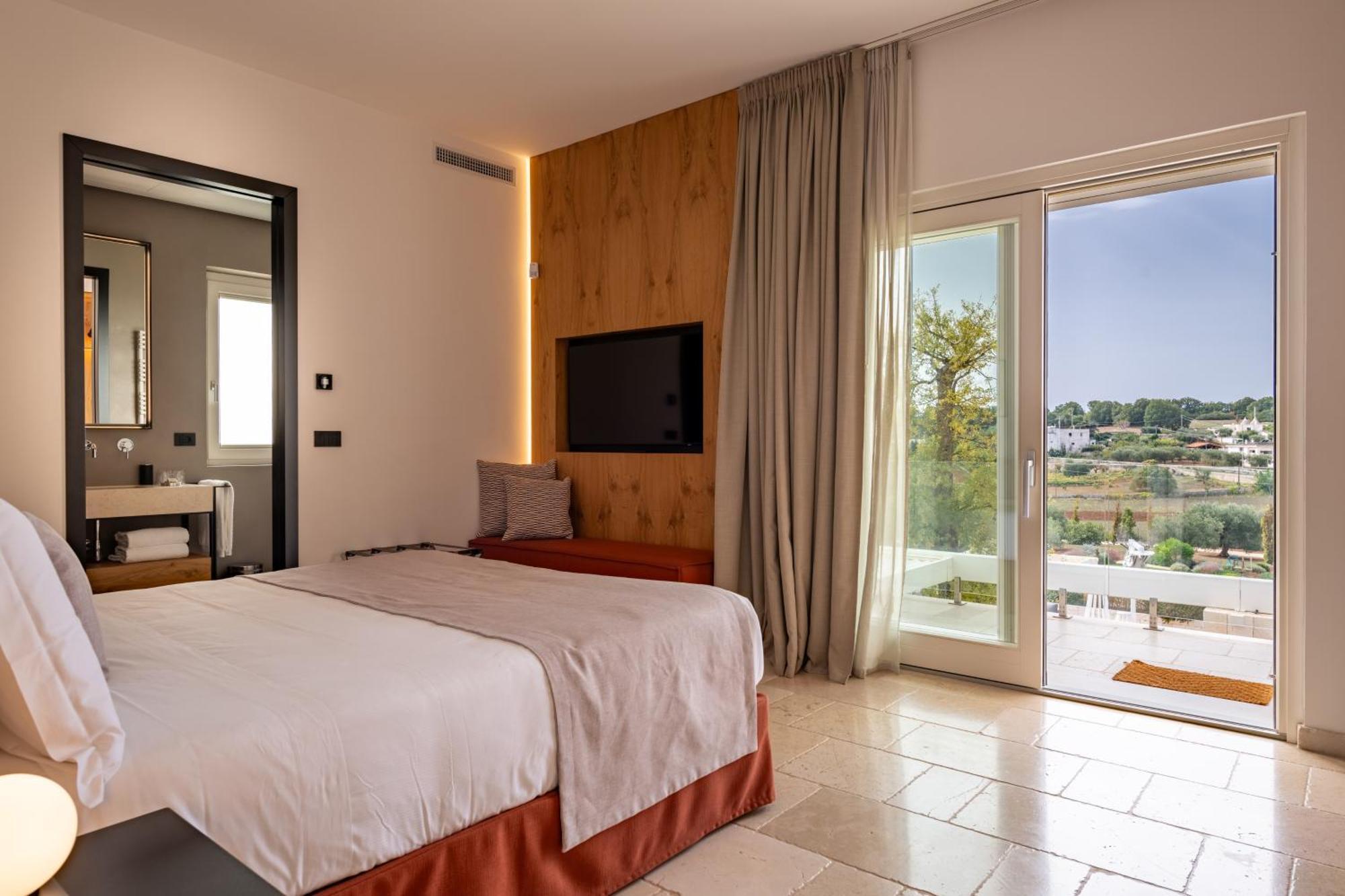 Bed and Breakfast Essenza Relais Contemporaneo à Cisternino Extérieur photo